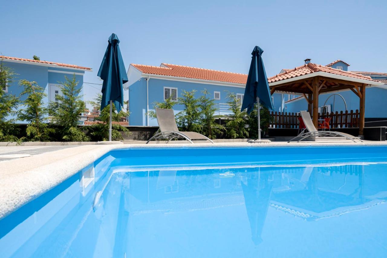 Villa Montes Guesthouse Coja Zewnętrze zdjęcie