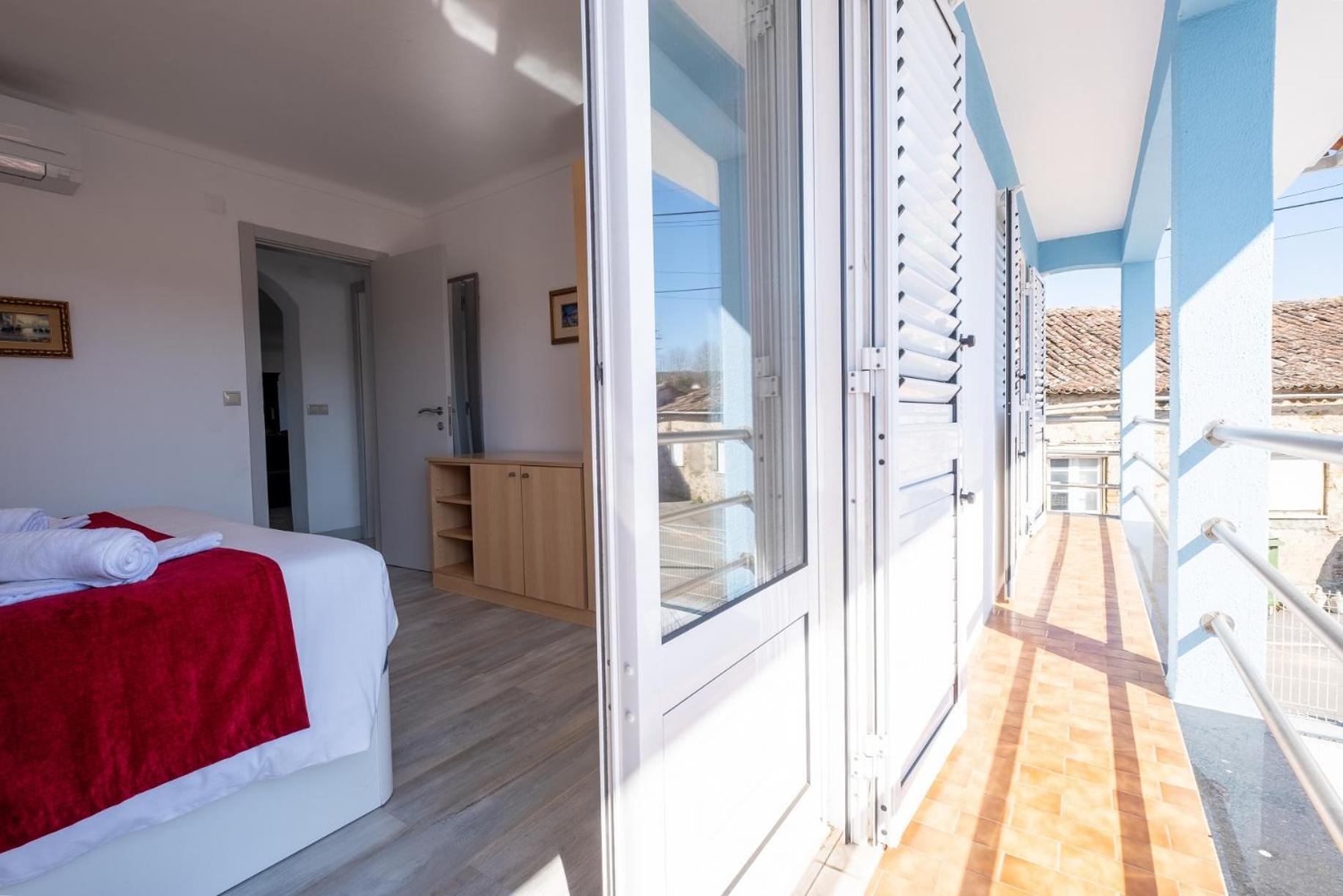 Villa Montes Guesthouse Coja Zewnętrze zdjęcie